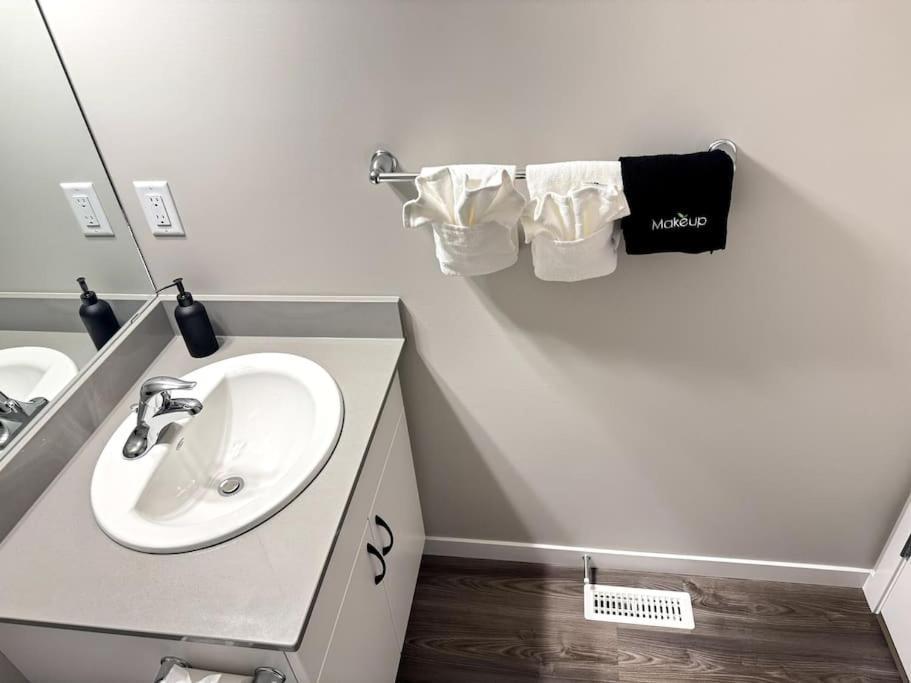 Luxury * Edmonton